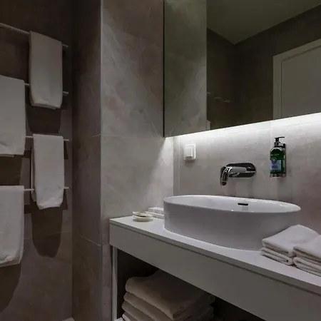 דירה Luxury With Pool & Panoramic Sea Views ספליט